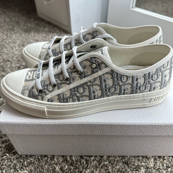 Dior sneakers - Picture 1 of 8